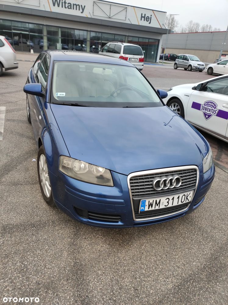 Audi A3 3-drzwiowe 1.6 Attraction - 1