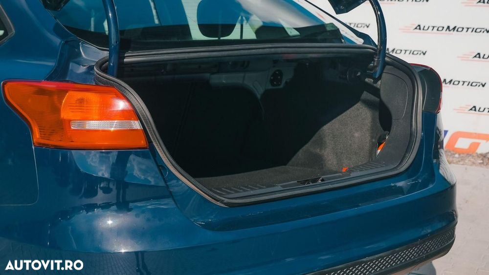 Ford Focus 1.0 EcoBoost Trend - 19