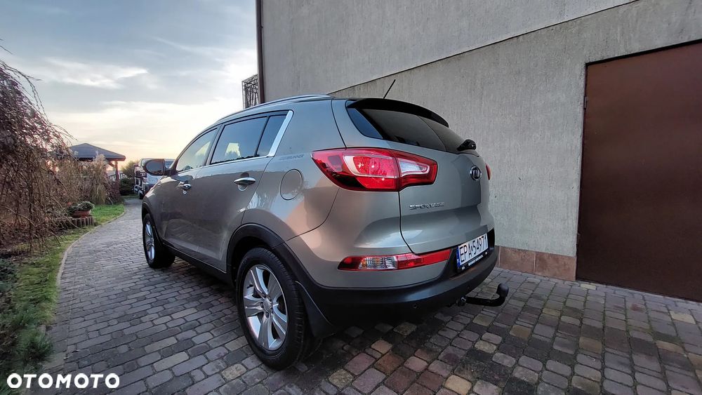 Kia Sportage 2.0 CRDI 4WD Dream-Team Edition - 7