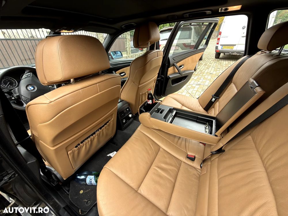BMW Seria 5 523i Touring Aut. Edition Exclusive - 16