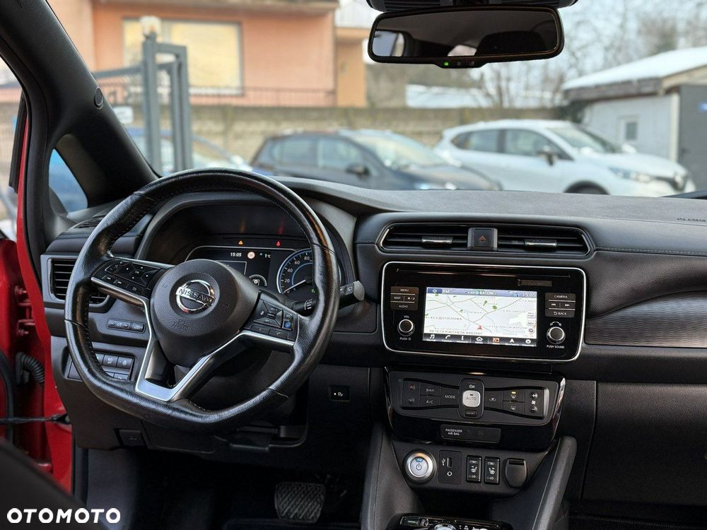 Nissan Leaf 40kWh N-Connecta - 26