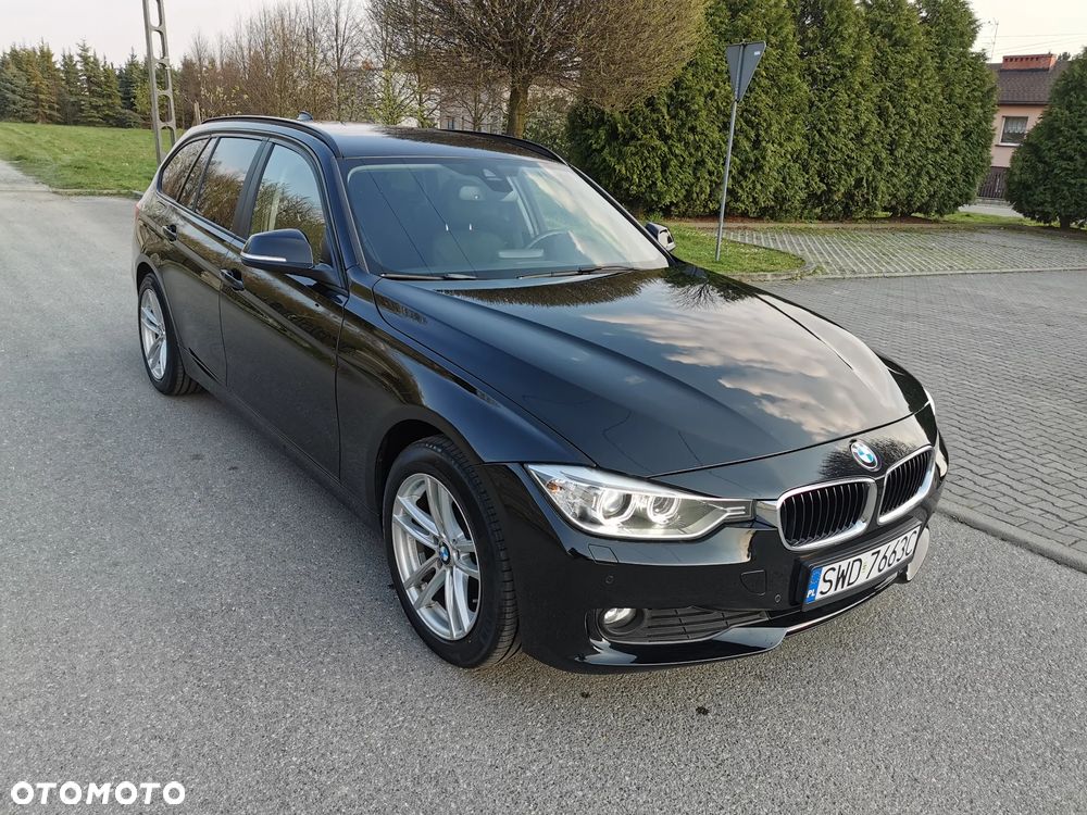 BMW Seria 3 320d xDrive - 9