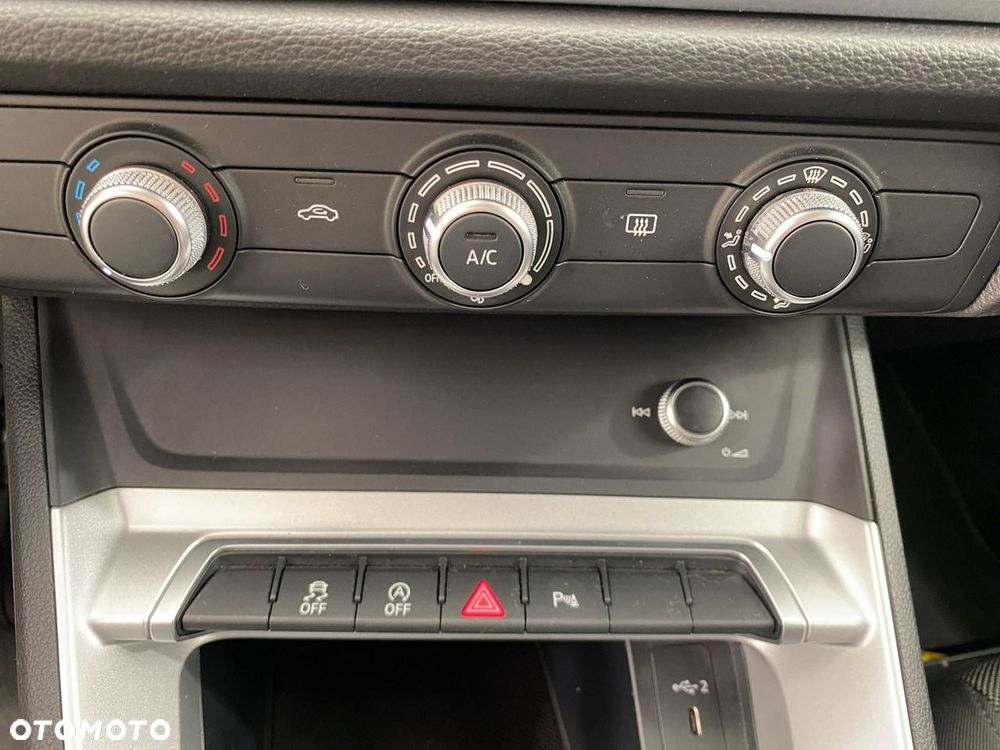 Audi Q3 - 22