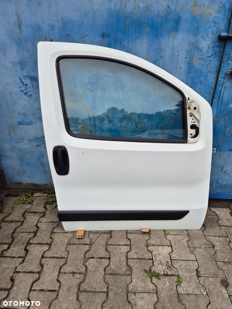 DRZWI PRAWE KOMPLETNE EU 249 FIORINO IV NEMO BIPPER  08r.+