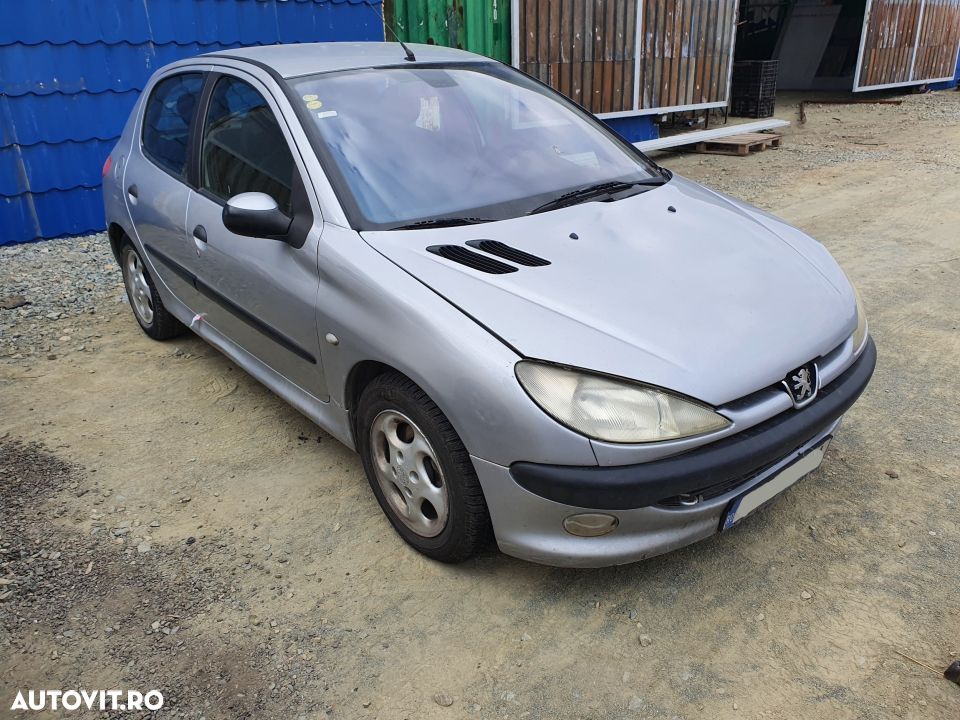 Dezmembrari  Peugeot 206  1998  > 0000 2.0 HDi Motorina - 1
