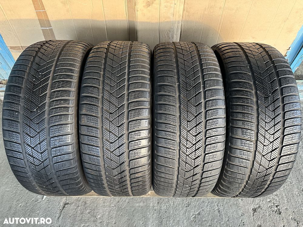 275/45 R20 Pirelli Scorpion Winter RUN FLAT - 1