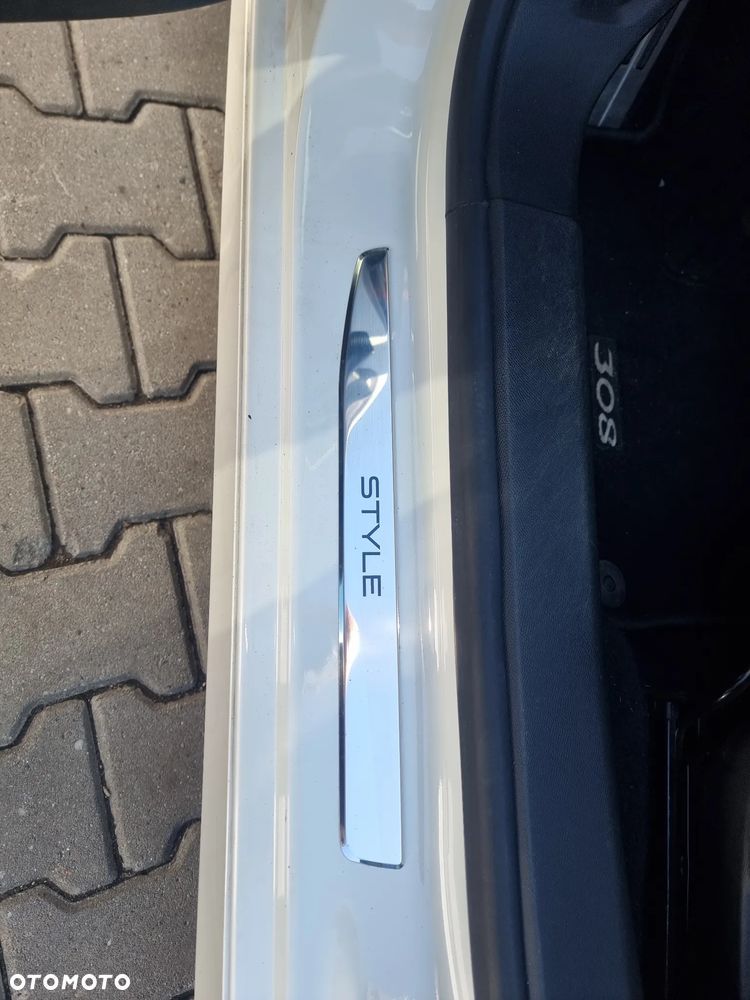 Peugeot 308 BlueHDi FAP 100 Stop & Start Active - 32