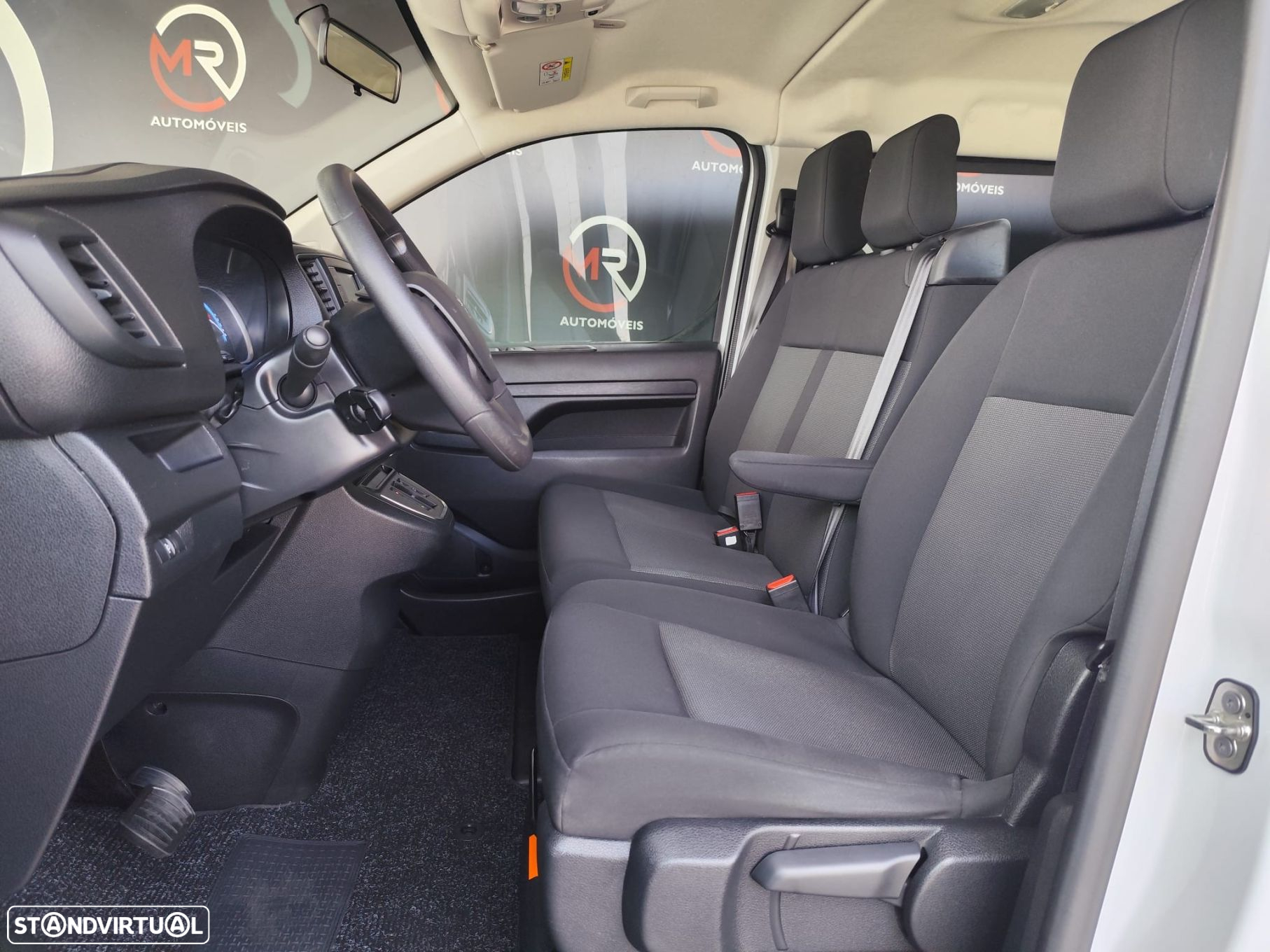 Peugeot e-Expert 50 kWh Standard - 26