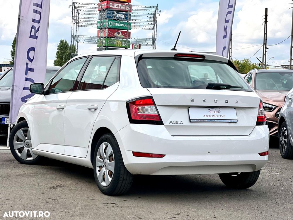 Skoda Fabia - 7