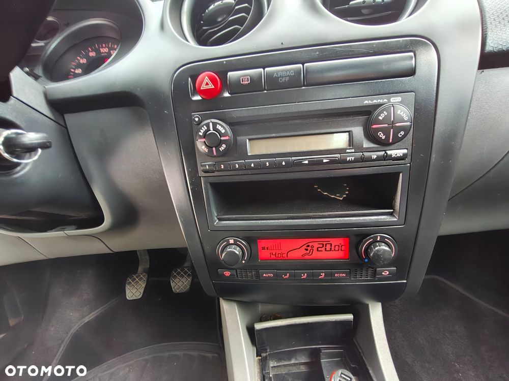 Seat Ibiza 1.2 12V Amaro - 23