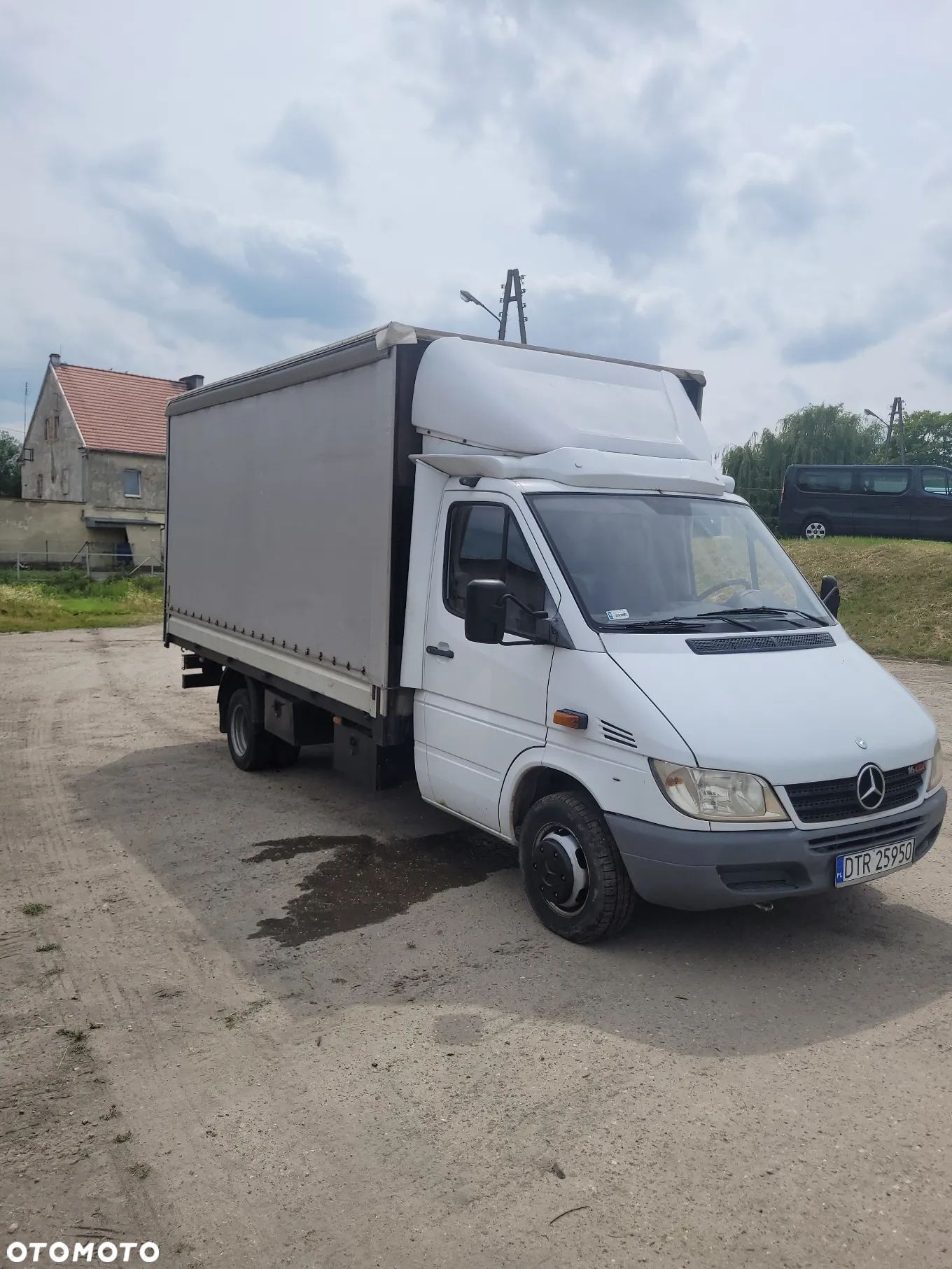 Mercedes-Benz Sprinter - 3