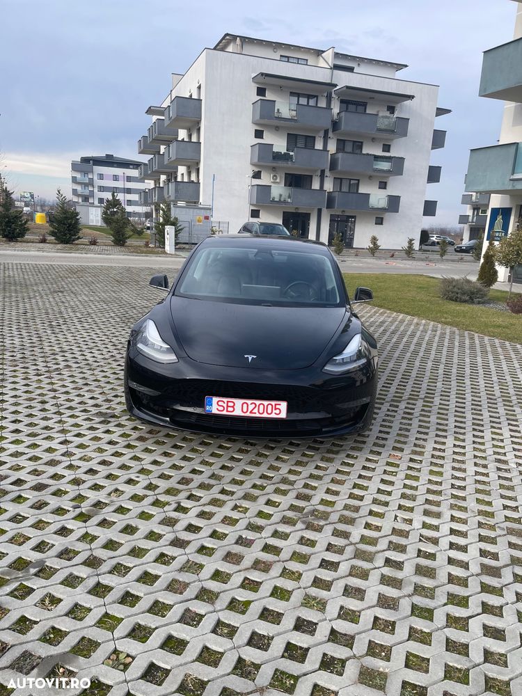 TESLA Model 3 2019 — imagine 3