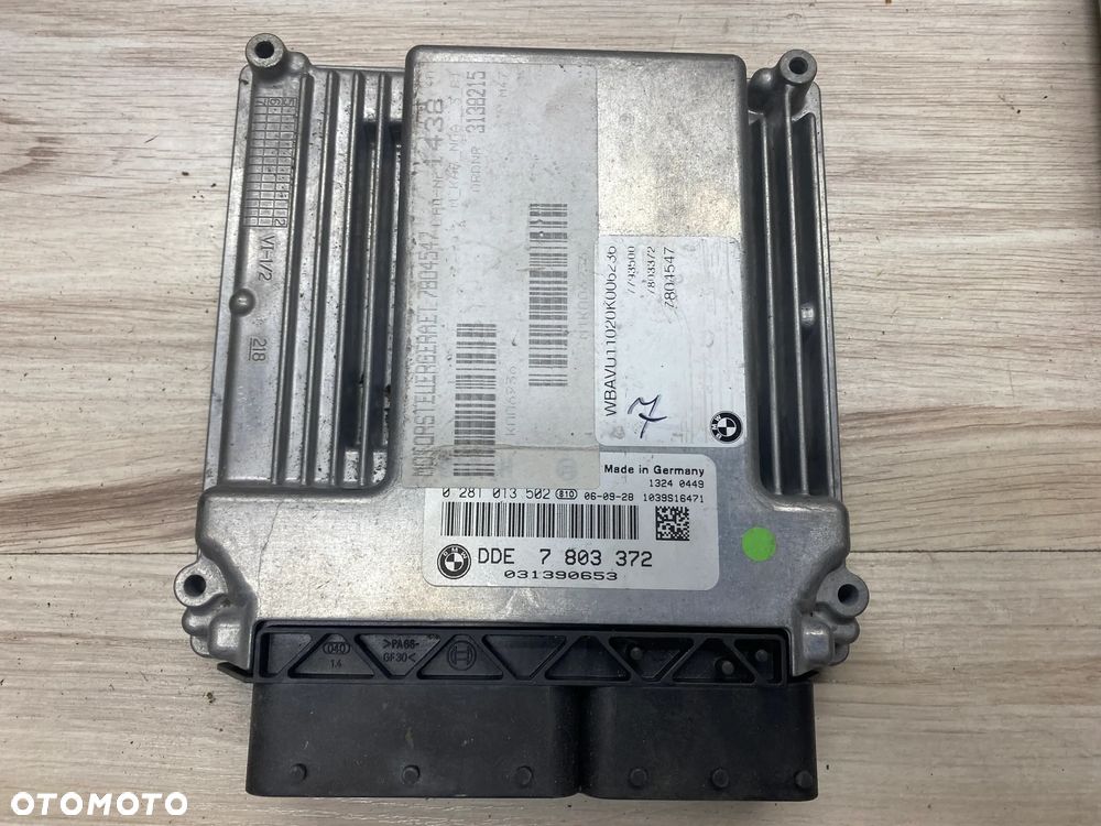 KOMPUTER STEROWNIK SILNIKA ECU BMW E90 2.0 0281013502 7803372 031390653 - 1
