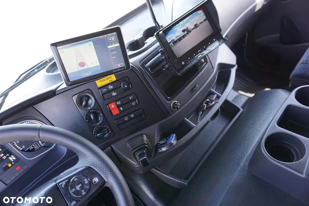 Mercedes-Benz ATEGO / 1524 / ACC / EURO 6 / IZOTERMA + WINDA / 16 PALET - 36