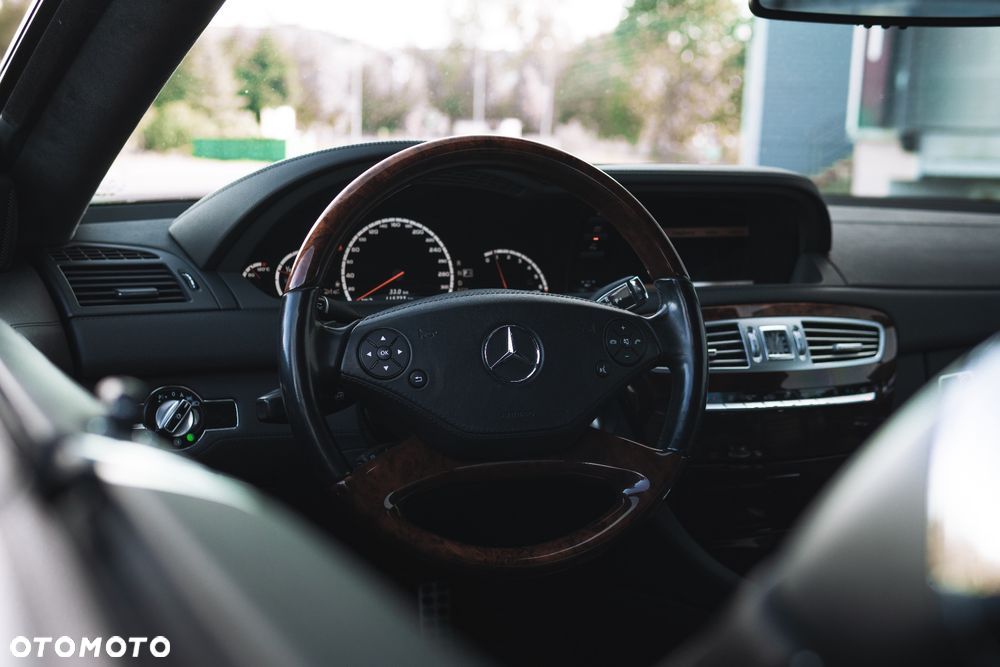 Mercedes-Benz CL - 19