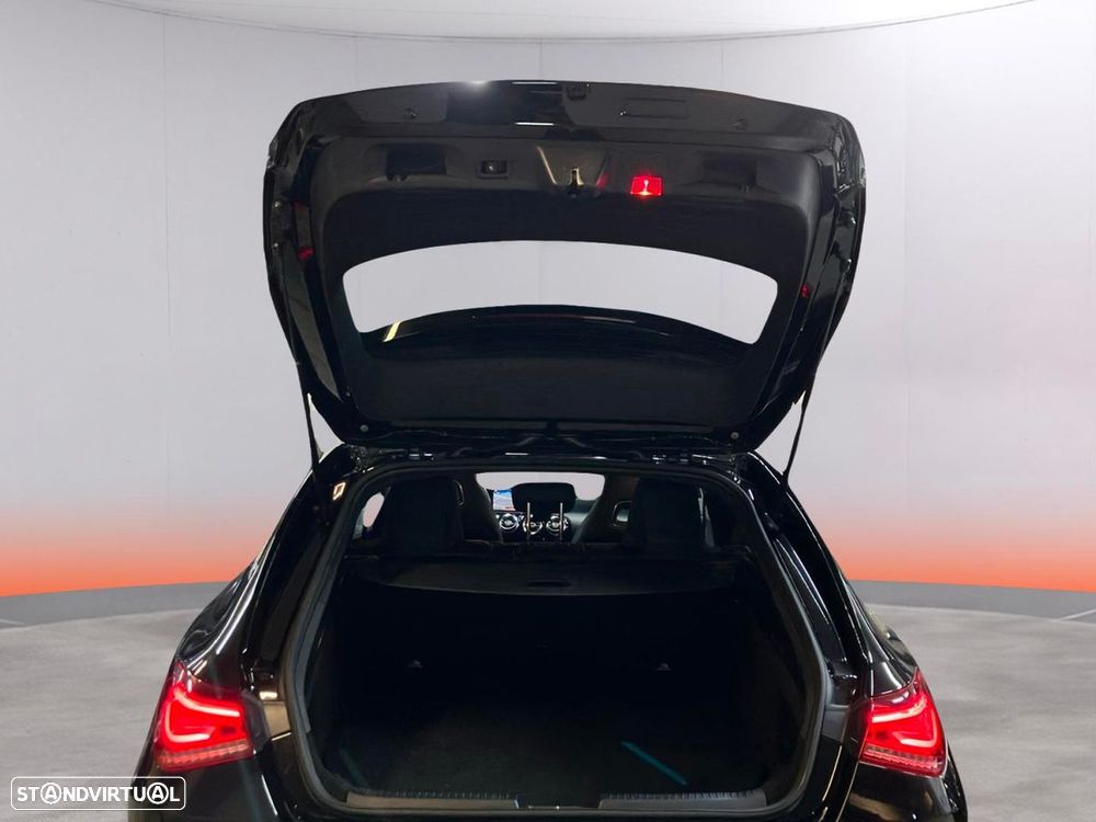 Mercedes-Benz CLA 250 e Shooting Brake AMG Line - 20