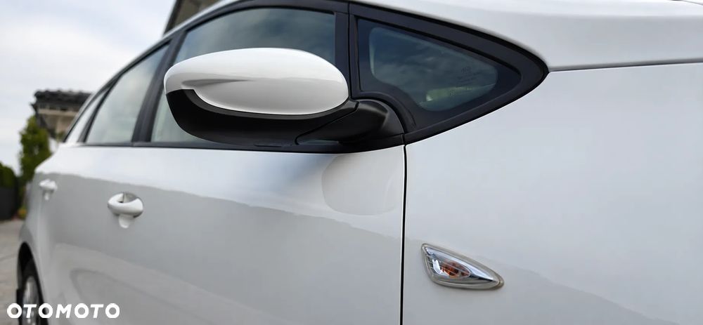 Kia Ceed 1.6 CRDi L Business Line - 16