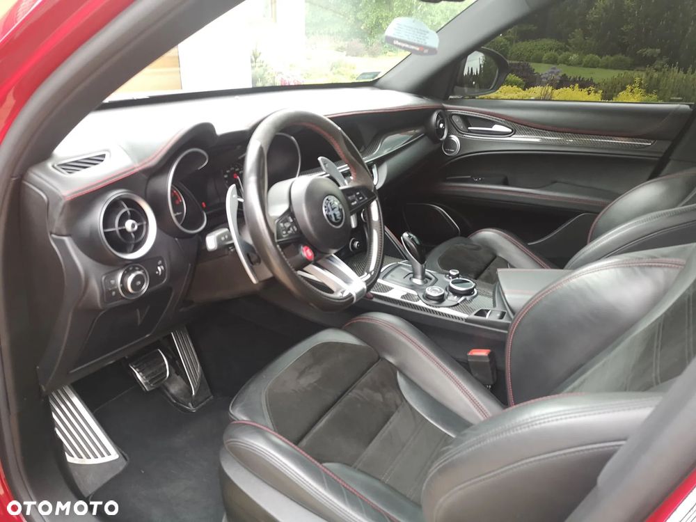 Alfa Romeo Stelvio 2.9 V6 Bi-Turbo Quadrifoglio Q4 - 14