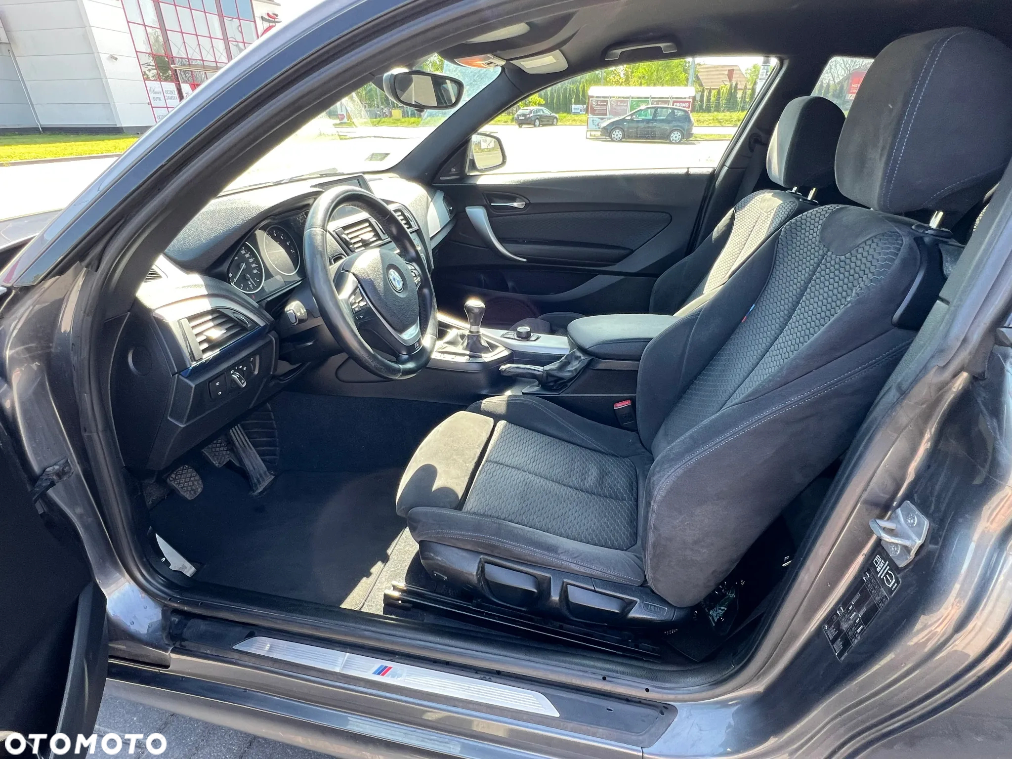 BMW Seria 1 116i - 11