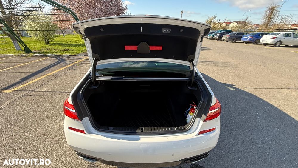 BMW Seria 7 730d xDrive - 21