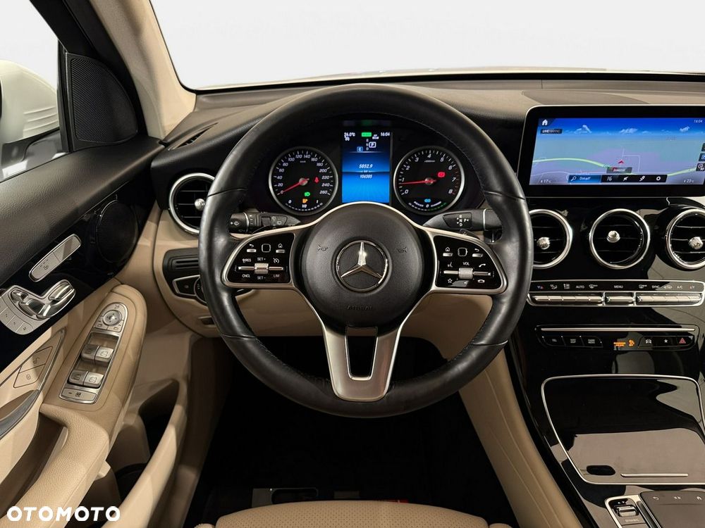 Mercedes-Benz GLC - 16