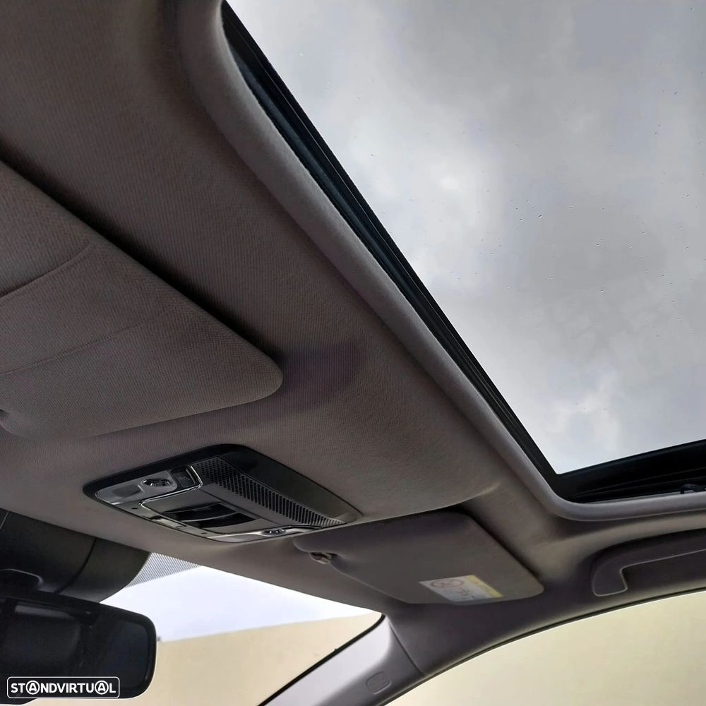 Honda HR-V 1.6 i-DTEC Elegance+Connect Navi - 18