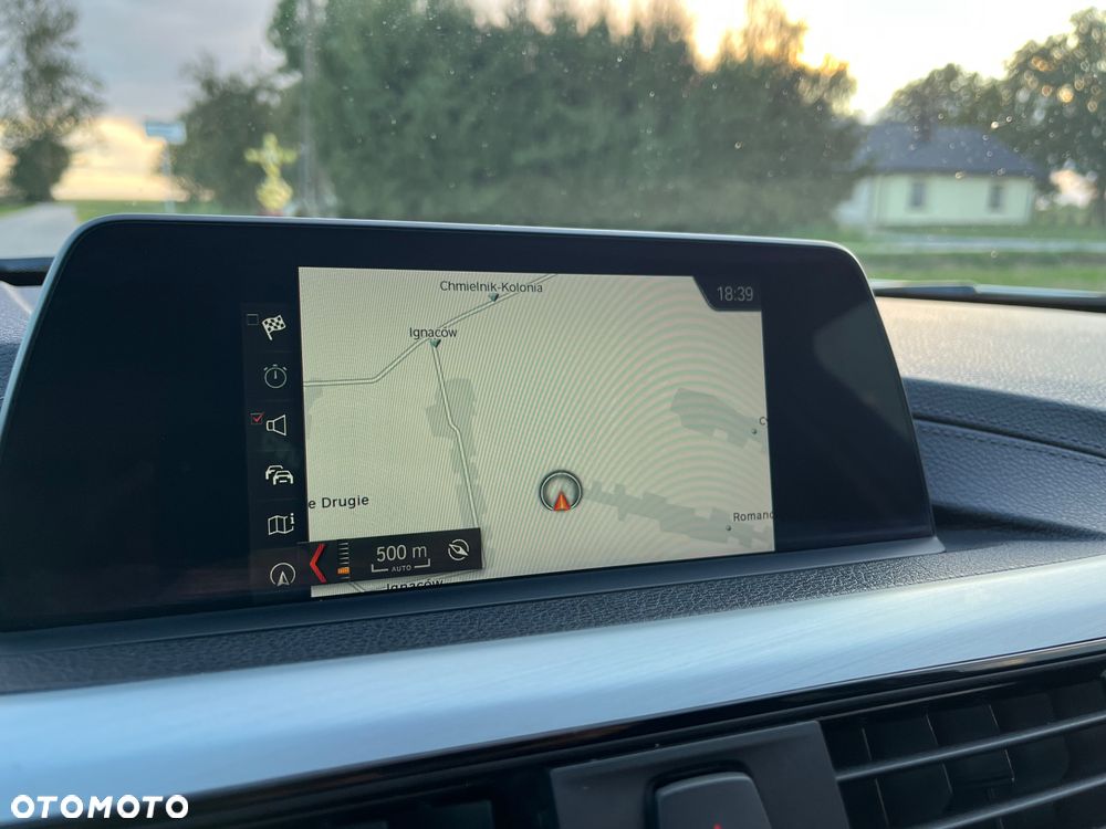 BMW Seria 3 320d Sport Line - 39