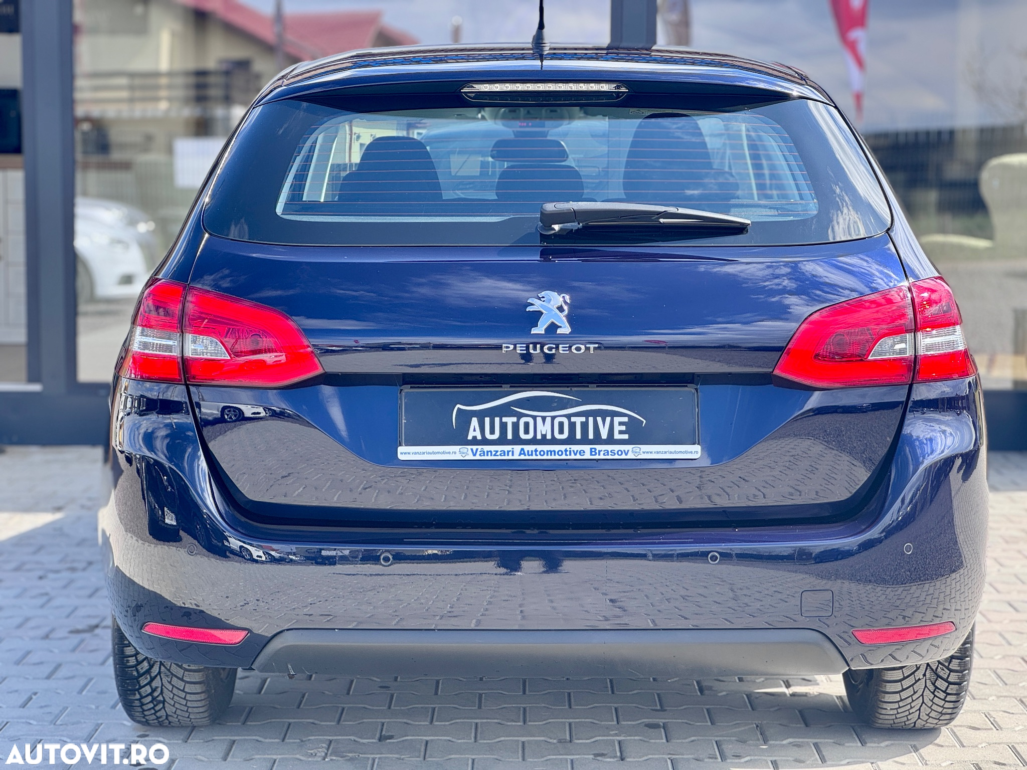 Peugeot 308 1.2 L PureTech Turbo S&S EAT8 Active Pack - 3