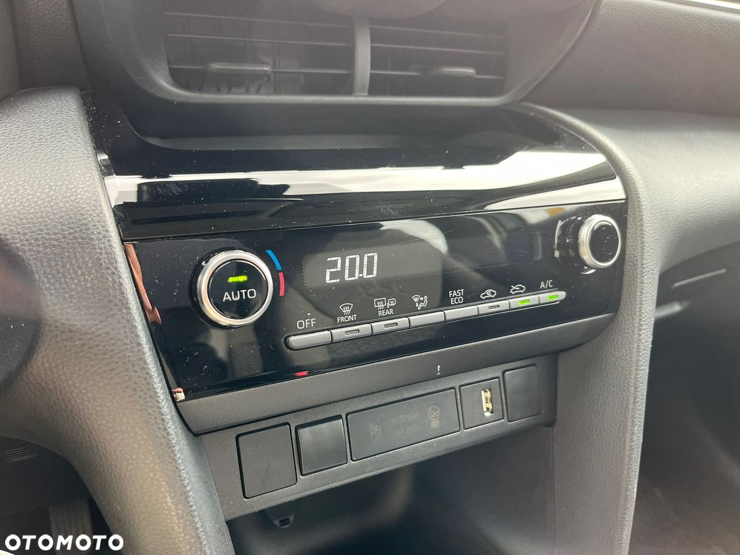 Toyota Yaris Cross Hybrid 1.5 Comfort - 21