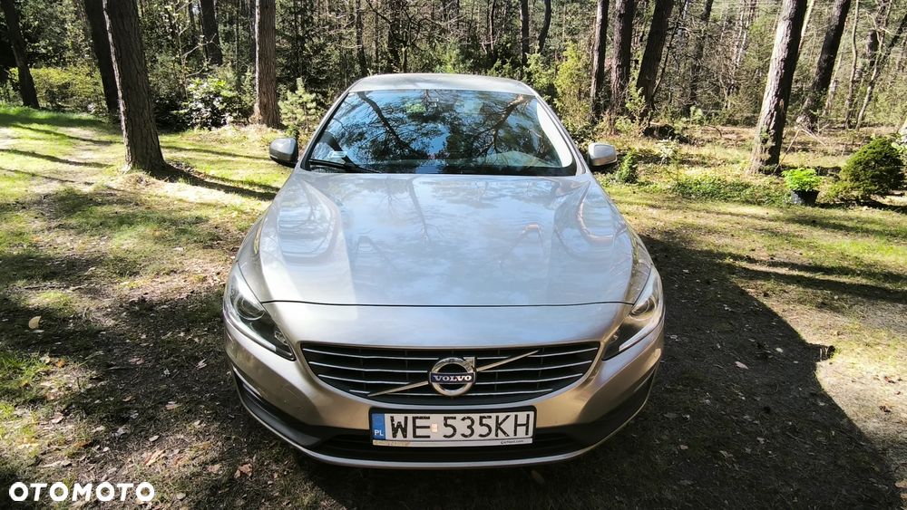 Volvo V60 D4 Drive-E Momentum - 14