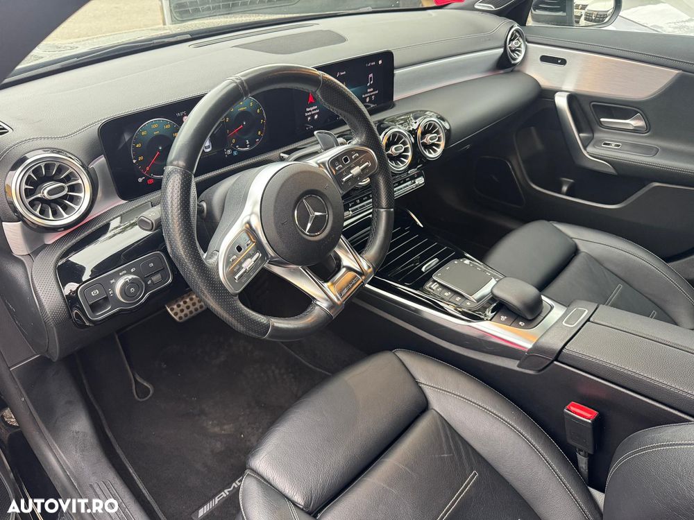 Mercedes-Benz CLA 35 AMG 4MATIC AMG Speedshift 7G-DCT - 8