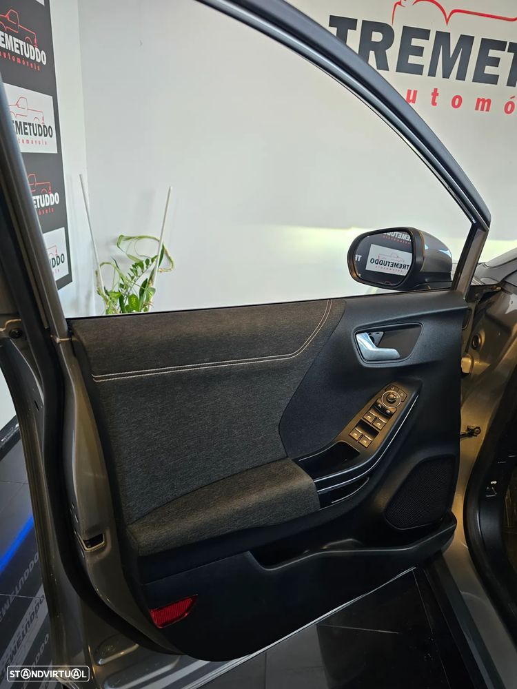 Ford Puma 1.0 EcoBoost TITANIUM - 27