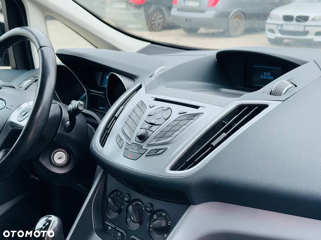 Ford C-MAX - 16