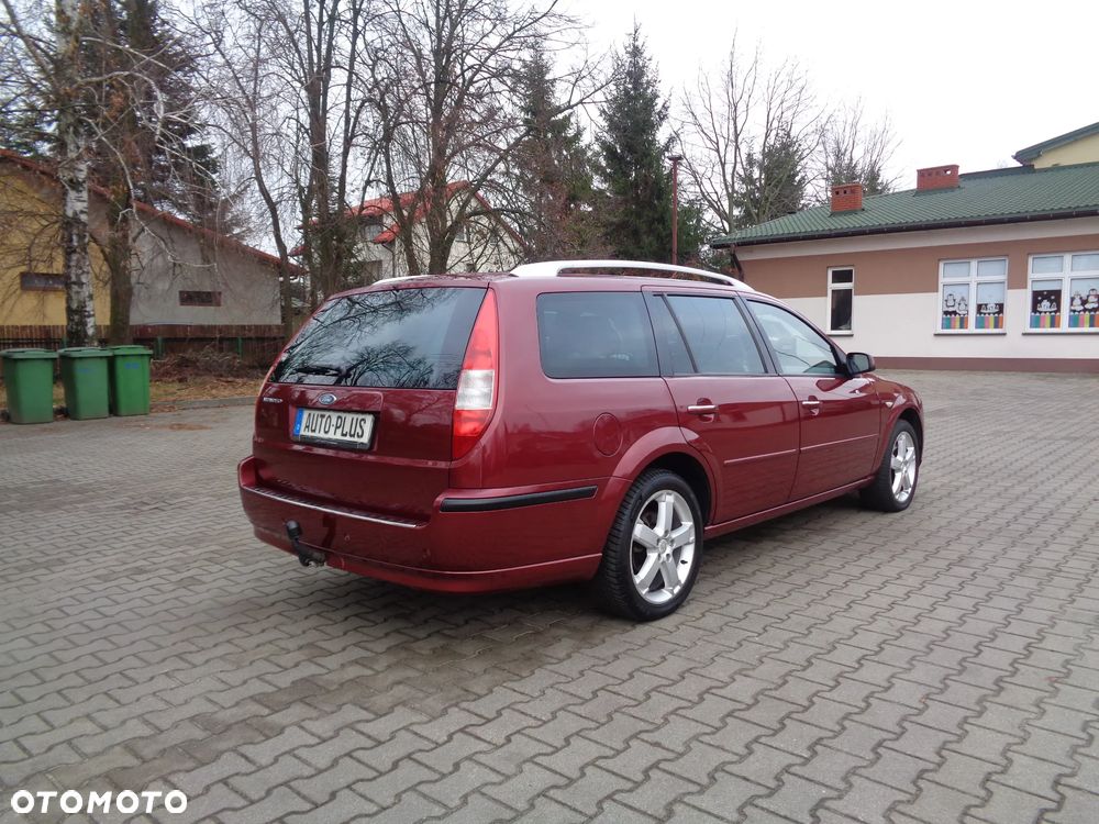 Ford Mondeo 2.0 Ghia Executive - 4