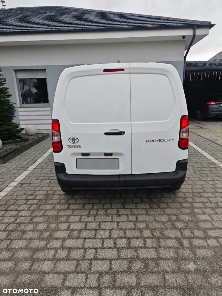 Toyota Proace City - 3