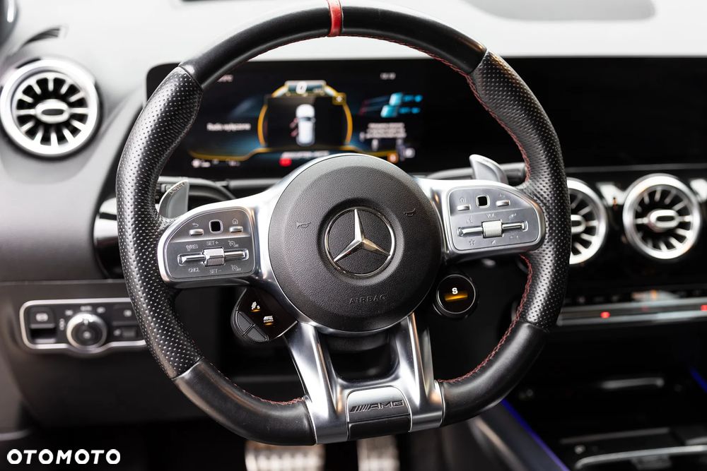 Mercedes-Benz GLA AMG 35 4-Matic - 10