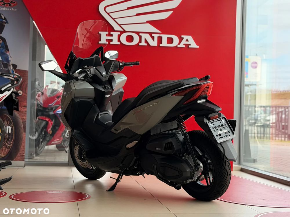 Honda NSS - 3