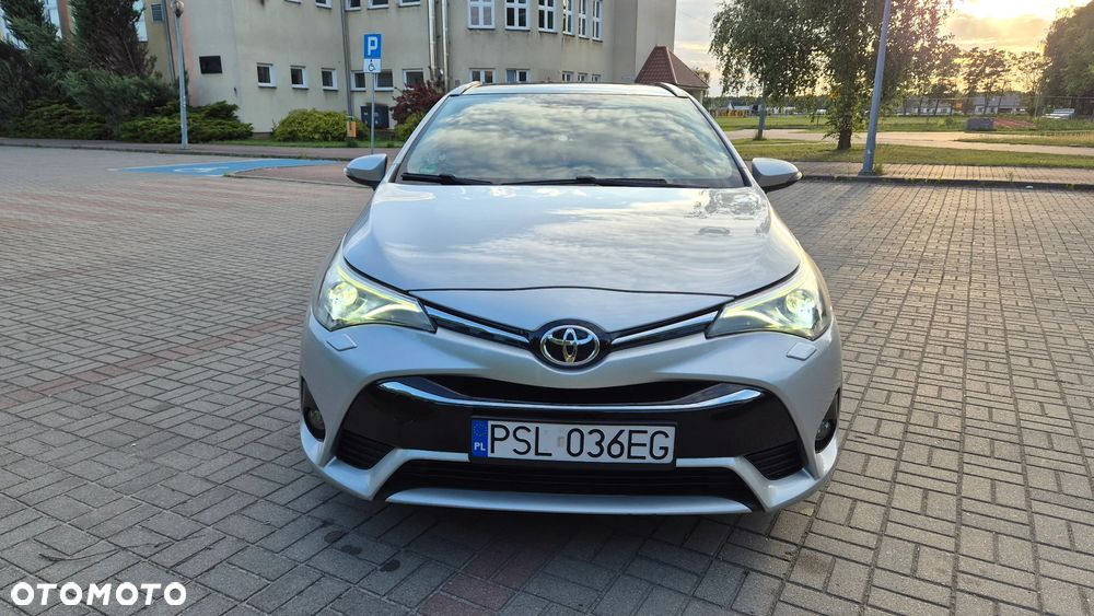 Toyota Avensis 2.0 D-4D Prestige - 4