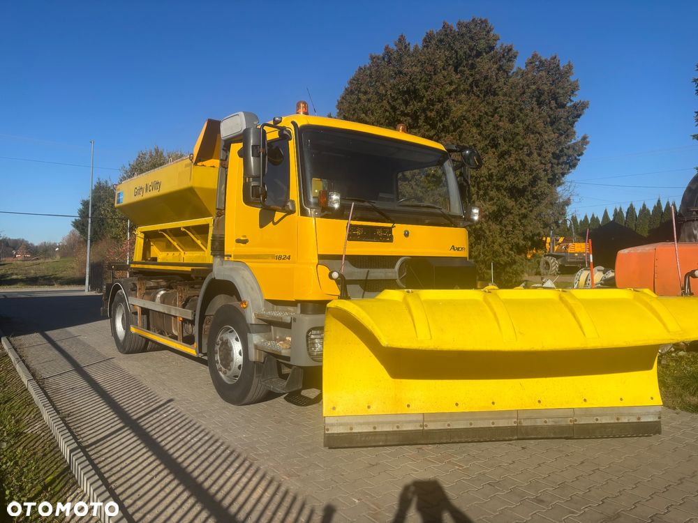 Mercedes-Benz AXOR 1824 4x2 piaskarka solarka schmidt pług - 12
