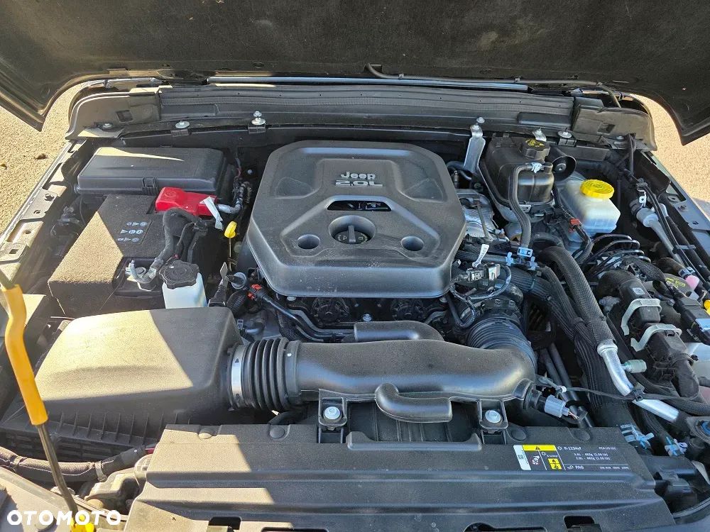 Jeep Wrangler Unlimited GME 2.0 Turbo Sahara - 11