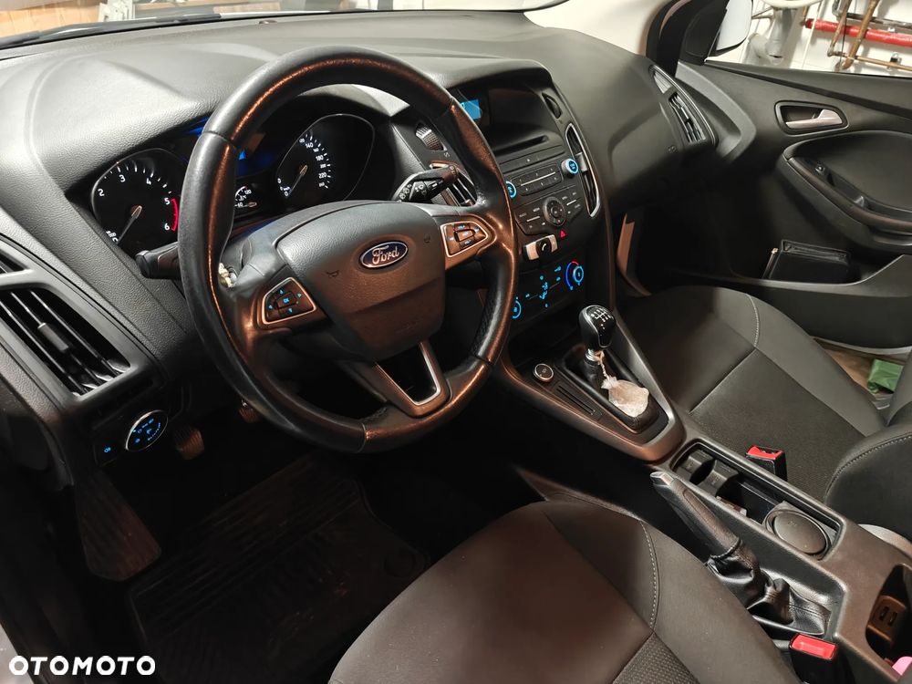 Ford Focus 1.5 TDCi Trend - 10