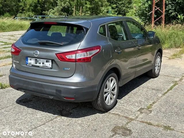 Nissan Qashqai 1.5 dCi N-Tec - 18