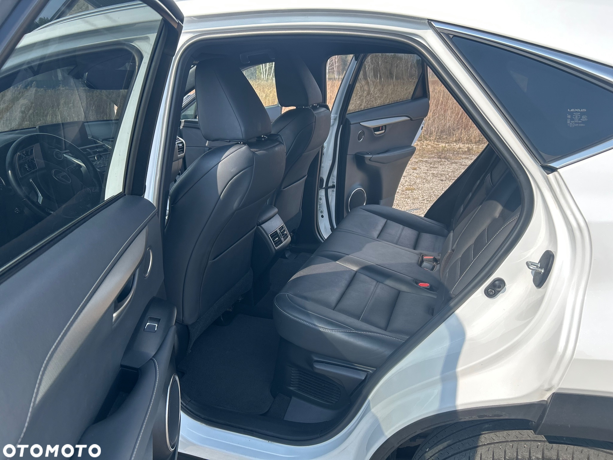 Lexus NX 200t AWD F Sport - 9