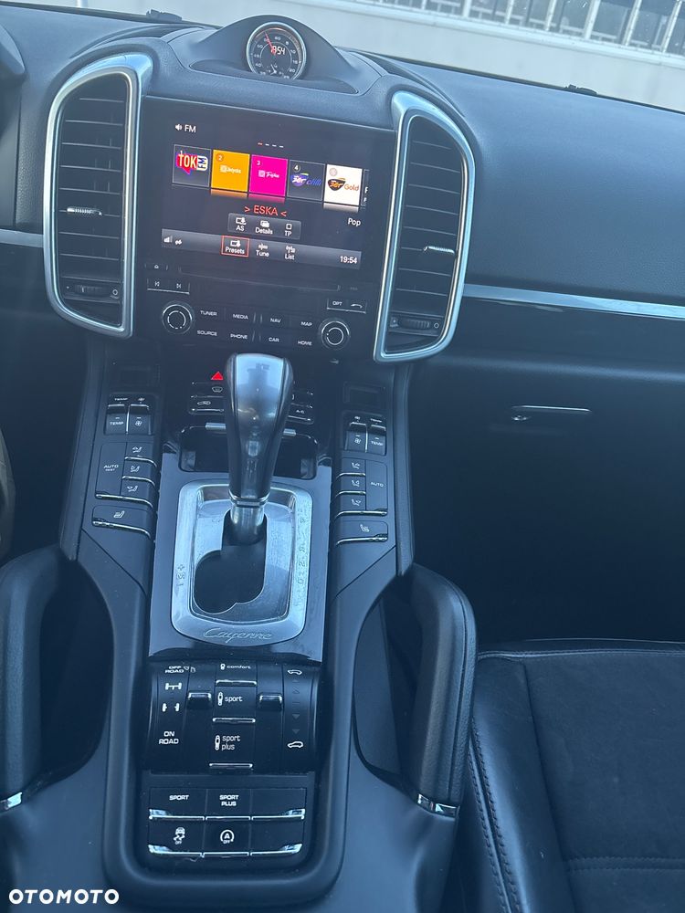 Porsche Cayenne Diesel Platinum Edition - 4