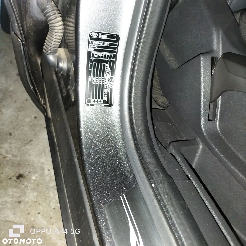 Ford Kuga 1.5 EcoBoost FWD Titanium ASS MMT6 - 19