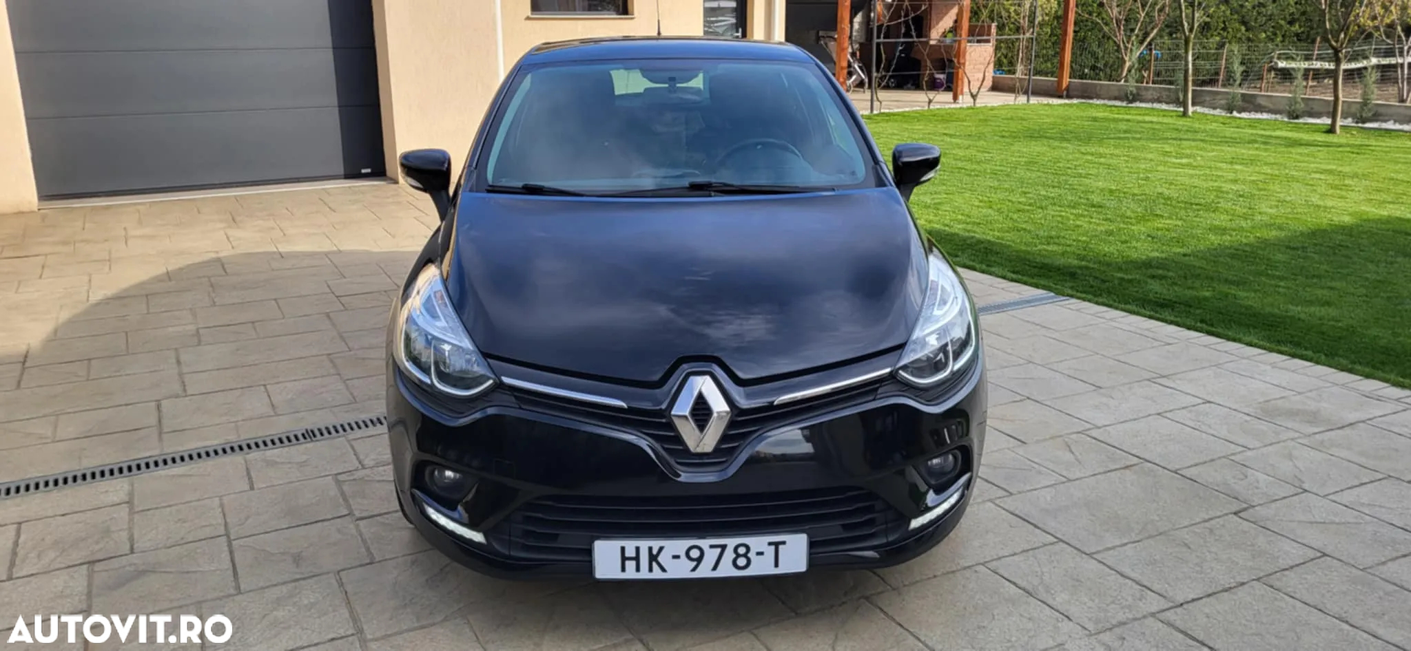 Renault Clio - 18