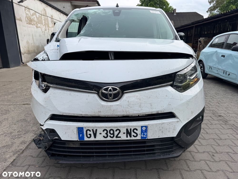 Toyota PROACE CITY ASYSTENT PASA RUCHU, KAMERA COFANIA, KLIMATYZACJA NAWIGACJA TEMPOMAT - 19