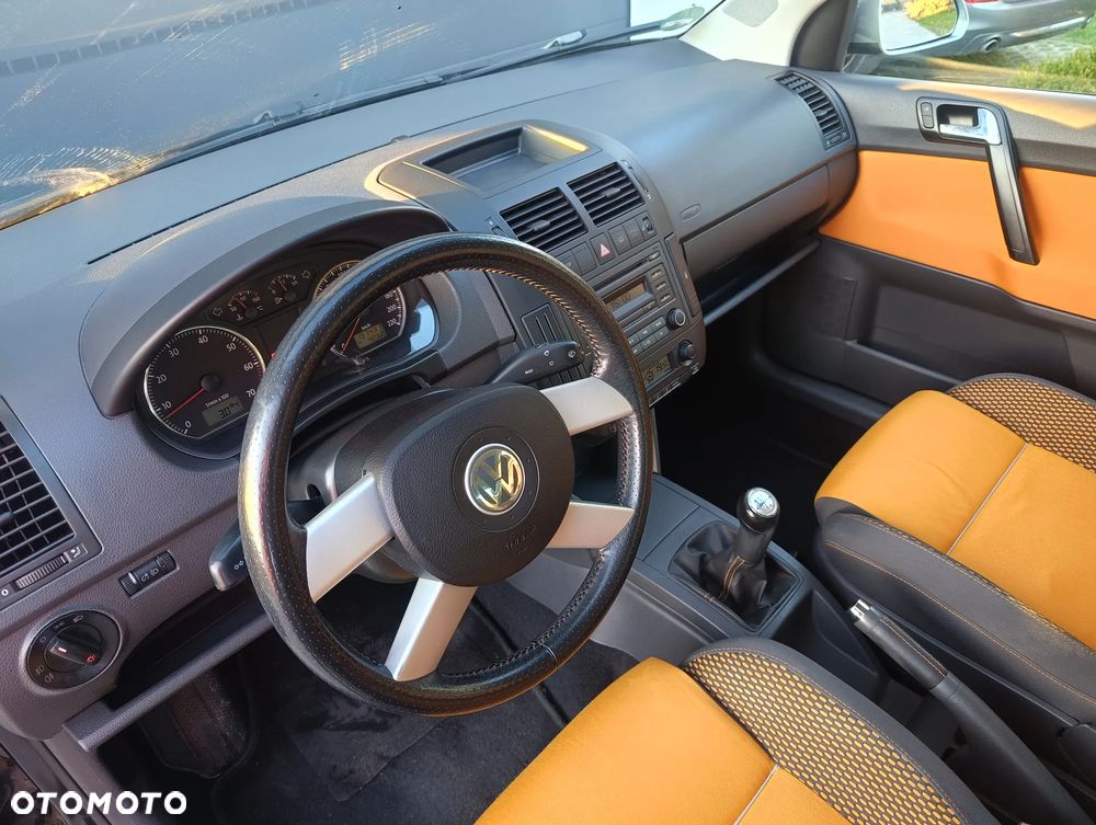 Volkswagen Polo Cross - 10