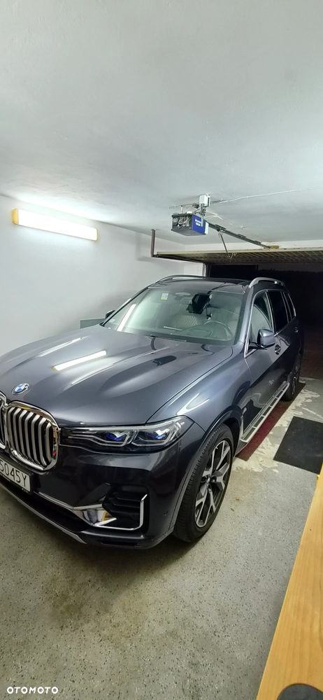 BMW X7 xDrive30d - 16