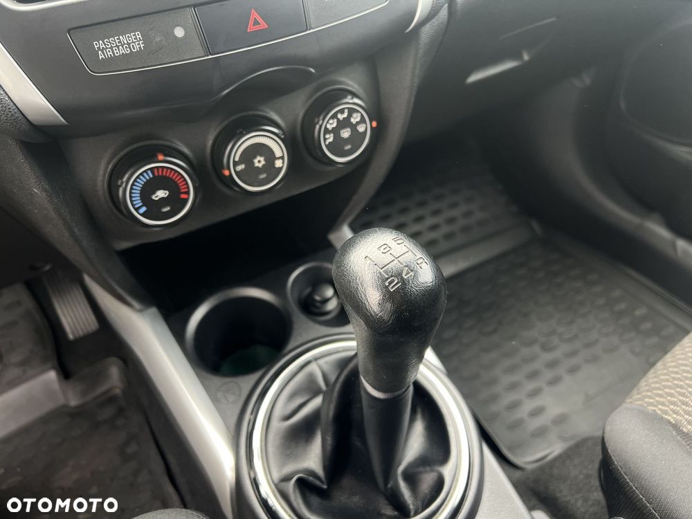 Mitsubishi ASX 1.6 Blue Sky Edition - 15